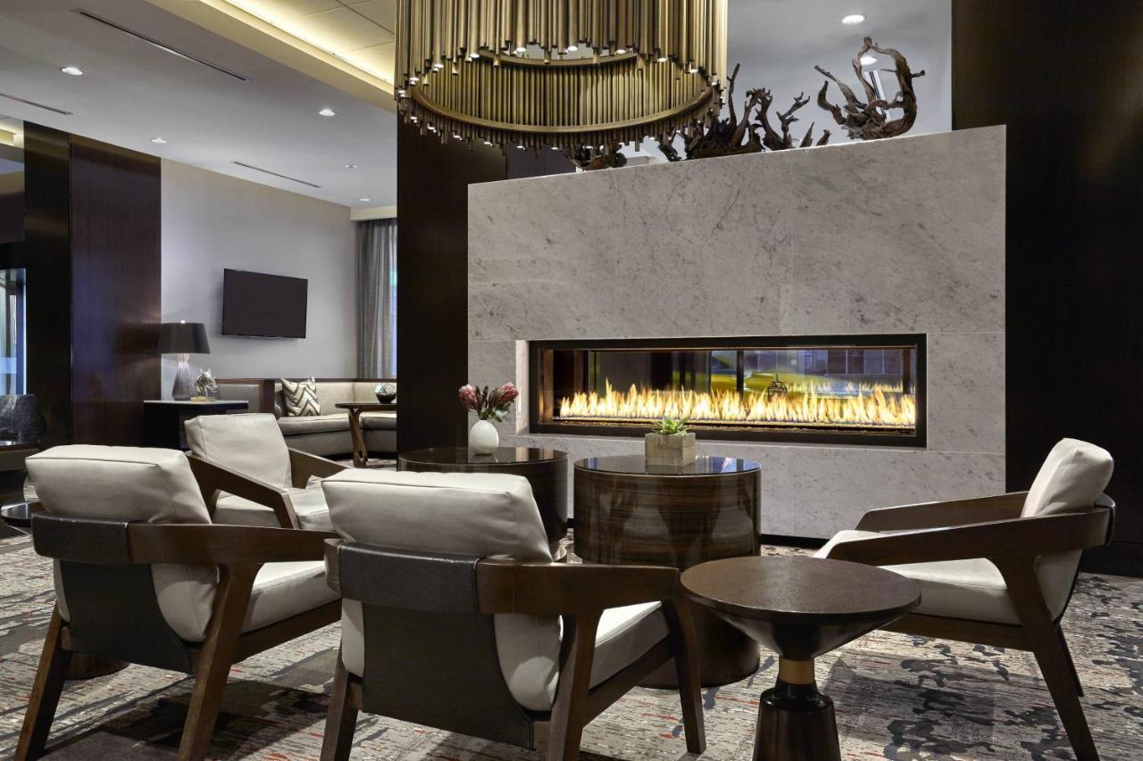Calgary Marriott Downtown Hotel מראה חיצוני תמונה